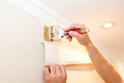 Pose de papier peint à la Chevallerais — revêtements muraux et toiles de verre